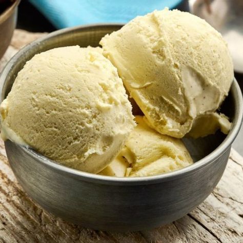 Carnivore Ice Cream, Häagen Dazs Ice Cream, Ice Cream Stand, Mango Ice Cream, Homemade Vanilla Ice Cream, Ice Cream Ingredients, Ice Cream At Home, Grilled Peaches, Ice Cream Machine