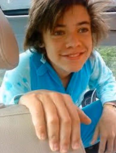 20 Rare Flashback Photos of Harry Styles 9 - J-14 Kendall Harry, Harry Styles Memes, Harry Styles Tattoos, Harry Styles Funny, Harry 1d, Harry Styles Imagines, One Direction Harry Styles, Harry Styles Cute, Harry Styles Wallpaper