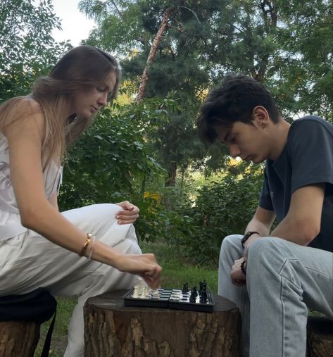 Couple Playing Board Games, Chess Date Aesthetic, Chess Girl Aesthetic, Gaming Couple Aesthetic, Couple Instagram Aesthetic, Gamer Couple Aesthetic, Mallory Greenleaf, Chess Date, Playing Chess Aesthetic