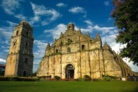 Historical Sites In The Philippines, World Heritage Sites Philippines, Paoay Church Ilocos Norte, Laoag Ilocos Norte, Philippine Revolution, Santa Maria Church, Rococo Architecture, Architecture Development, Philippine Architecture