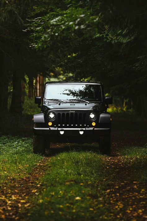 #hypebeast #wallpaper #allezlesbleus #iphone #android #background  #오웬 샌디 Jeep Wrangler Aesthetic, Wrangler Aesthetic, Jeep Wallpaper, Jeep Photos, Jeep Wrangler Accessories, Black Jeep, Blur Background Photography, Car Backgrounds, Best Photo Background