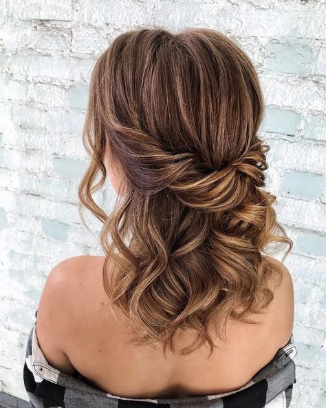 Down Hairstyles Braid, Tuns Bob Lung, Bridal Hair Boho, Claire Hair, Braid Half Up, Partial Updo, Braid Half Up Half Down, Hairstyle Bridal, Bridemaids Hairstyles