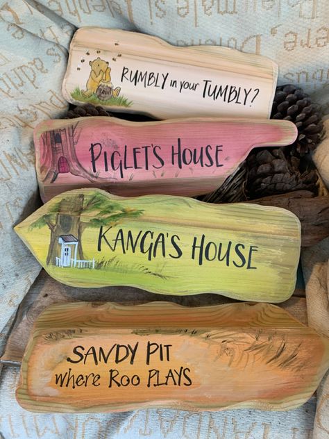 Piglet House, 100 Acre Wood, Leaky Cauldron, Childrens Bedroom Decor, Hundred Acre Woods, Ministry Of Magic, Beautiful Horse, Hogwarts Express, Sign Post