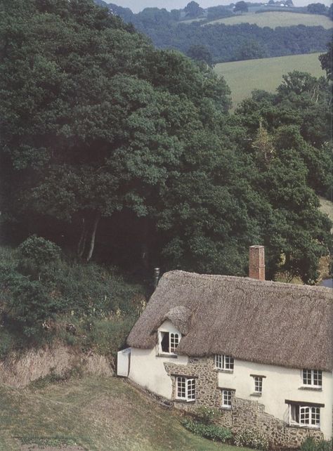 Reject Modernity, Big Porch, Norwegian Wood, European Home, Cottage Life, Willow Creek, Home Aesthetic, Country Side, English Country House