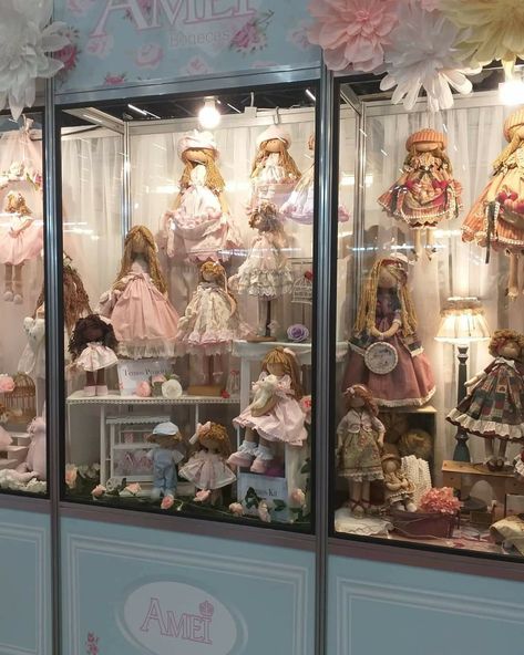 Toy Shop Aesthetic, Toy Shop Display, Miraculous Journey Of Edward Tulane, Cozy Cafe Interior, Kasie West, Vintage Moodboard, Vintage Easter Postcards, Miniature Dress, Hello Dollies