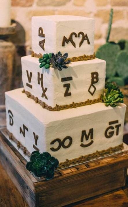 Western Grooms Cake, Cowboy Wedding Cakes, Western Wedding Cakes, Grooms Table, Country Western Wedding, Western Themed Wedding, Cowgirl Wedding, Cowboy Wedding, Brand Symbols