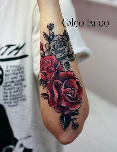 Coloured Rose Tattoo, Colorful Rose Tattoos, Salvation Tattoo, Rose Tattoos For Men, Panda Tattoo, Inkbox Tattoo, Rose Tattoo Design, Modern Tattoos, Tattoo Feminina