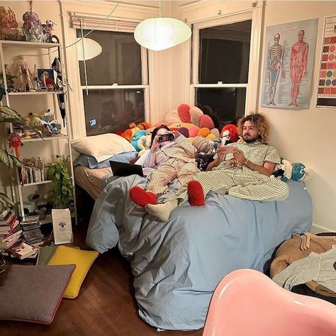 Drew Phillips, Emergency Intercom, Enya Umanzor, Uni Room, Girl House, House Room, Room Tour, House Goals, Bedroom Inspo