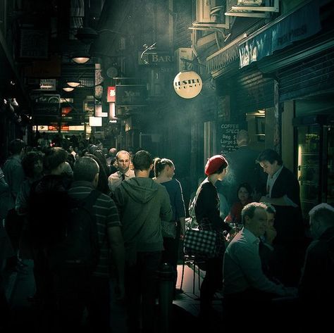 Street Photography Street Foto, Urbex Photography, City Signs, Photography Concepts, Street Photography Tips, Street At Night, Saul Leiter, Fotografi Urban, Scenery Photos