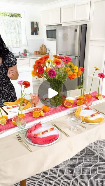 So Yummy on Instagram: "Brunching into spring with effortless charm 🌸🍽" Diy Brunch Ideas Table Settings, Diy Brunch Ideas, Brunch Ideas Table Settings, Diy Brunch, Spring Brunch, Brunch Ideas, So Yummy, April 15, Party Design