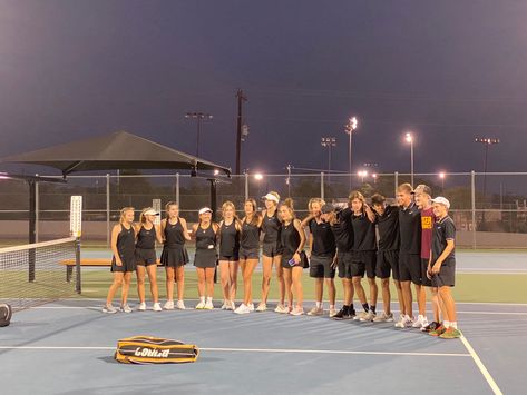 Tennis Team Aesthetic, Tennis Tournament Aesthetic, Tennis Motivation, High School Tennis, Tennis Season, Tennis Core, College Tennis, Tennis Photography, Tennis Girl