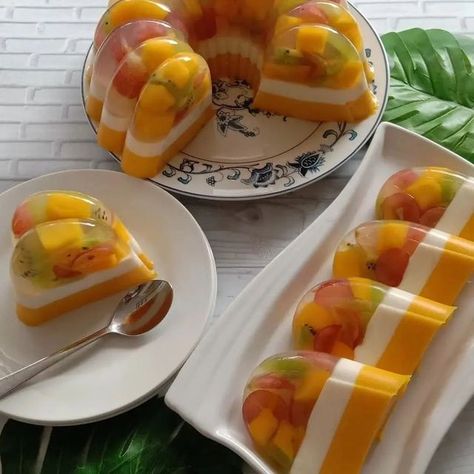 Buah Kiwi, Puding Mangga, Sistem Pencernaan, Jelly Desserts, Resep Cake, Homemade Pudding, Amazing Food Decoration, Jello Recipes, Salad Recipes For Dinner