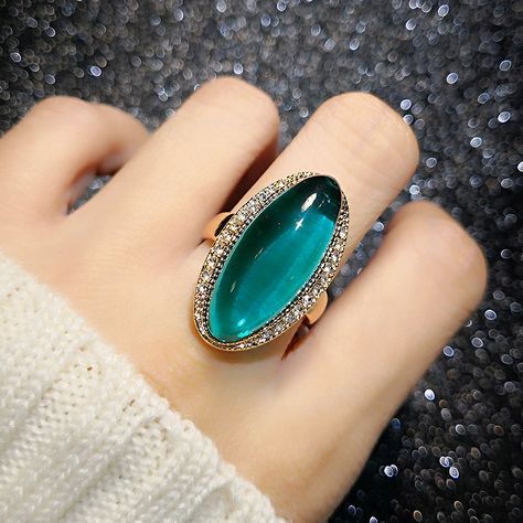 Emerald ring vintage antique