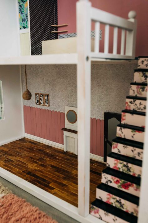 A Modern Dollhouse Makeover - Crazy Life with Littles Kidkraft Doll House Makeover, Lol Dollhouse Makeover, Dollhouse Redo Inspiration, Doll House Wallpaper Diy, Kidkraft Dollhouse Makeover, Dollhouse Makeover Diy, Doll House Makeover, Dollhouse Redo, Diy Dollhouse Accessories