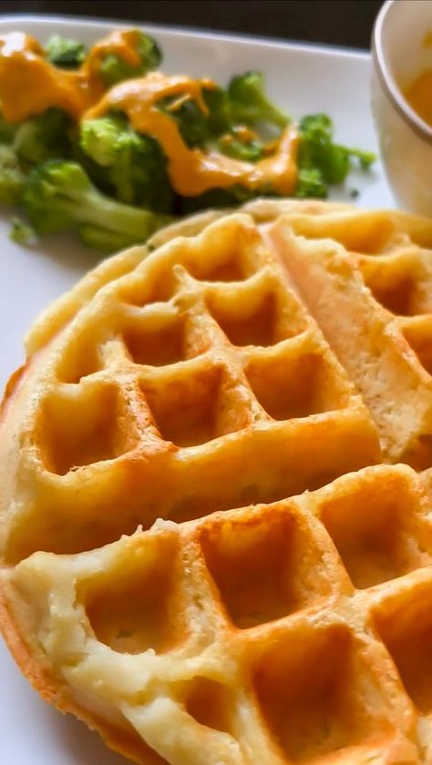 HEALTHY VEGAN MAMA - Eat More Plants & Keep it SImple! Mashed Potato Waffles, Vegan Potatoes, Eat More Plants, Healthy Waffles, Vegan Mashed Potatoes, Vegan Waffles, Potato Waffles, Instant Potatoes, Wfpb Recipes