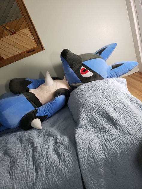 Giant Pokemon Plush, Pokemon Plushies Aesthetic, Lucario Plush, Air Jordan 1 Court Purple, Pokemon Plushies, Pokemon Room, Pokemon W, Giant Plush, Pokemon Dolls