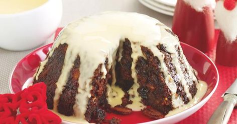 Gluten-free christmas pudding Gluten Free Christmas Pudding, Gluten Free Christmas Recipes, Favorite Christmas Desserts, Christmas Pudding Recipes, Slow Roast Lamb, Honey Roasted Carrots, Chocolate Macaron, Sweet Potato Cake, Gluten Free Bread Crumbs