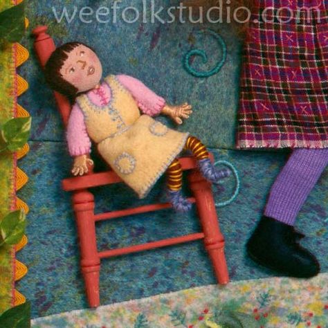 detail from "The Storyteller" 1998 Folk Studio, Wee Folk Studio, Salley Mavor, Childrens Book Characters, Waldorf Crafts, Wee Folk, Arte Folk, Bendy Doll, Folk Doll