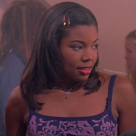 Gabriella Union 90s, Gabrielle Union 90s, 90s Icons, Gabrielle Union, 2000s Fashion Outfits, 2000s Fashion, Diva, Facial, Hair Wrap