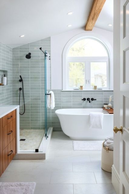 Bathroom of the Week: Bedroom Is Converted Into a Spa-Like Bath Soaker Tub Bathroom Ideas, Master Bath Tub, Tub Bathroom Ideas, New House Bathroom, Kitchen Transitional, Bathroom Oasis, House Bathrooms, Bathroom Images, Transitional Bathroom