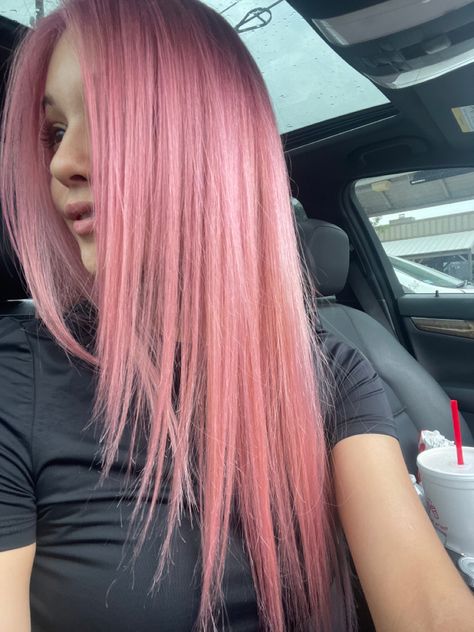 🍓milk #pink Girl With Pink Hair Aesthetic, Cute Pink Hairstyles, Pink Hair Pale Skin, Cool Toned Pink Hair, Ashy Pink Hair, Natural Pink Hair, Strawberry Pink Hair, Pink Hair Outfit, Pale Pink Hair