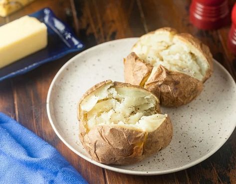 English Jacket Potatoes - Crispiest Skin! Fluffy Inside! - TheCookful English Jacket Potatoes, How To Bake Potatoes, English Potatoes, Best Baked Potatoes, Jacket Potato Recipe, Grilled Baked Potatoes, Potatoes In The Oven, Jacket Potatoes, English Recipes