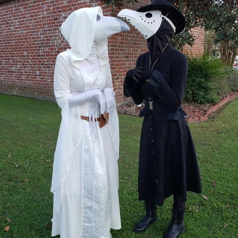 Plague Nurse Cosplay, Plague Nurse Costume, Plague Doctor Halloween Costume, Matching Cosplay, Plaque Doctor, Doctor Halloween, Plague Doctor Costume, Plague Doctors, Plague Mask