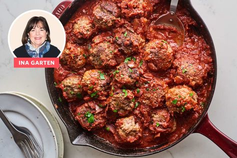 Ina Garten's Meatball Recipe Review | Kitchn Ina Garten Meatballs, Artichoke Pinwheels, Recipe Meatballs, Best Ina Garten Recipes, Italian Meatballs Recipe, Cheesy Spinach, Ina Garten Recipes, Tomato Tart, Spaghetti Squash Recipes