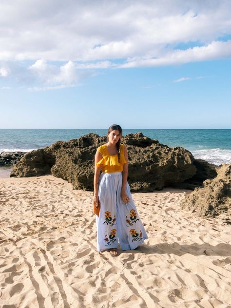 Maristella Gonzalez wearing Nightwalker flower embroidered chambray palazzo pants and a Zara top in Puerto Rico, resort wear ideas, vacation style, travel outfit ideas Pr Outfits, Puerto Rico Vacation Outfits, Puerto Rico Outfits, Bali Outfit, Beach Aesthetics, Cute Travel Outfits, Puerto Rico Trip, December Outfits, Puerto Rico Vacation