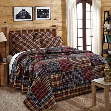 Austin Quilt in 1 SIZE Rustic Country Bedrooms, Colchas Country, Primitive Bedding, Country Bedroom Decor, Rustic Quilts, Vhc Brands, Luxury Quilts, Shabby Chic Room, Country Quilts