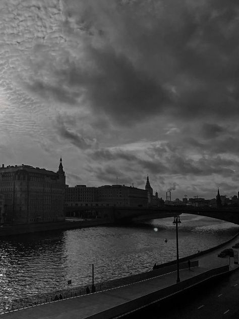 Riverside Aesthetic, Oswald Cobblepot, A Aesthetic, Moscow, New York Skyline, New York, Travel, White