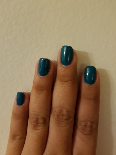 Its a dark teal color Teal Nails Short, Dark Turquoise Nails, Dark Teal Nails, Dark Green Nail Polish, Nail Therapy, Dark Teal Color, Teal Nails, August Nails, Dark Green Nails