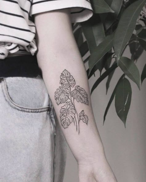 35 Plant Tattoo Ideas & Inspiration – Brighter Craft Muster Tattoos, Inspiration Tattoos, Tattoos Geometric, Plant Tattoo, Subtle Tattoos, Tattoos Designs, Aesthetic Tattoo, Pattern Tattoo, Nature Tattoos