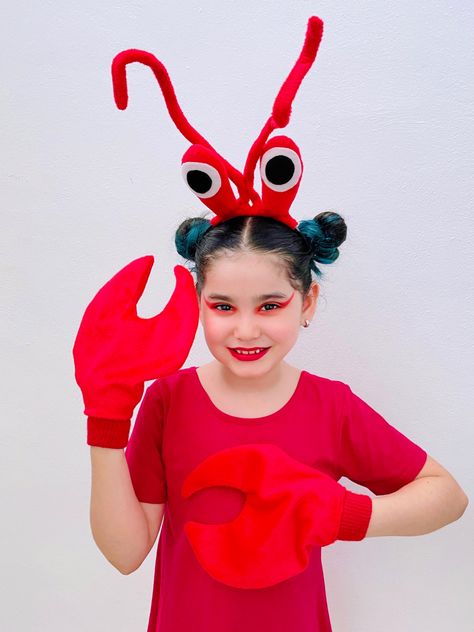 Sea Concert Outfit, Under The Sea Custome Ideas, Under The Sea Theme Halloween Costumes, Crab Costume Kids, Diy Crab Costume, Under The Sea Dress Up Ideas, Under The Sea Costumes Women, Under The Sea Halloween Costumes, Crab Costume Diy