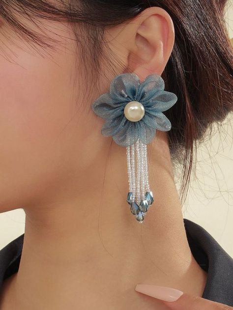 Fabric Earrings Diy, Fabric Jewelry Handmade, Collar Embellishments, Flower Earrings Diy, Diy Earrings Materials, Diy Earrings Easy, Earrings Diy Handmade, Diy Wire Earrings, Diy Fabric Jewellery