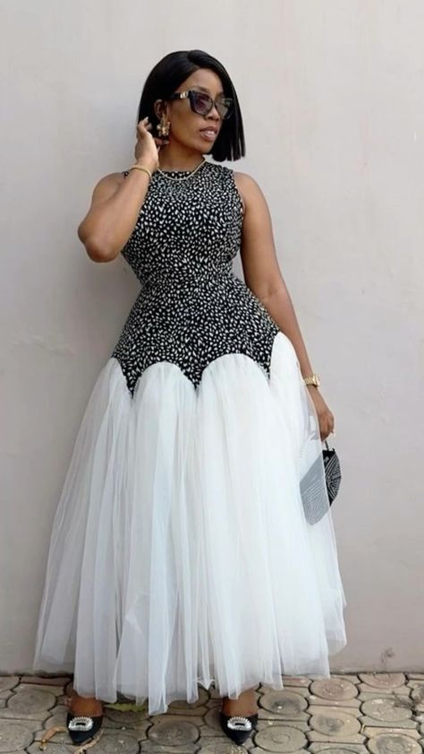 African Dress Plus Size, 3 Yards Ankara Gown Styles, Simple Dress Styles, Organza Styles, Ankara Long Gown Styles, Classy Gowns, Chic Dress Classy, African Print Dress Ankara, Dinner Dress Classy