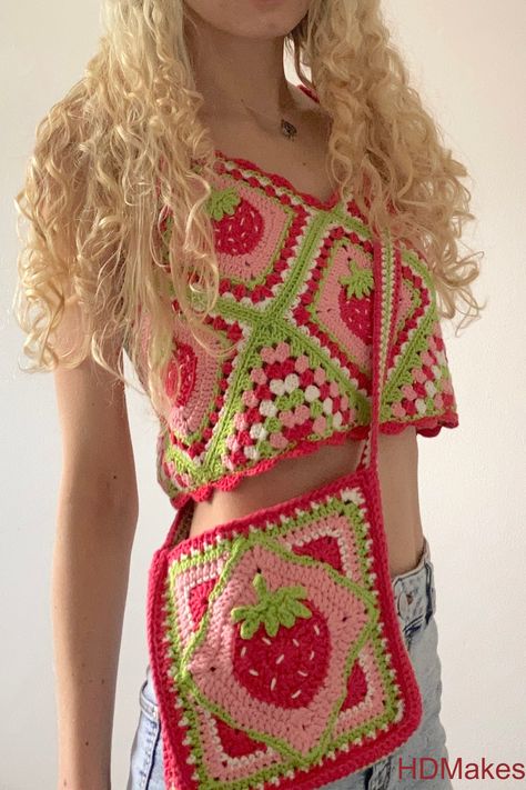 Crochet Square Clothes, Granny Square Crop Top Pattern Free, Cherry Granny Square, Granny Square Crochet Clothes, Fruit Granny Square, Crochet Strawberry Granny Square, Crochet Strawberry Top, Crochet Strawberry Stitch, Granny Square Summer Top