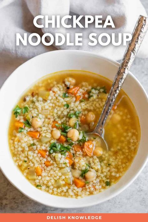 Chic Pea Soup, Vegetarian Supper, Chickpea Noodle Soup, Easy Nutritious Meals, Chickpea Noodle, Vegan Noodle Soup, Star Pasta, Monday Dinner, Nutritarian Diet