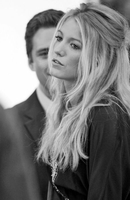 Blake Lively Hairstyles, Blake Lively Hair, Dunner Wordend Haar, Face Shape Hairstyles, Trending Hairstyles, Long Blonde Hair, Blake Lively, Bucky Barnes, Homecoming Hairstyles