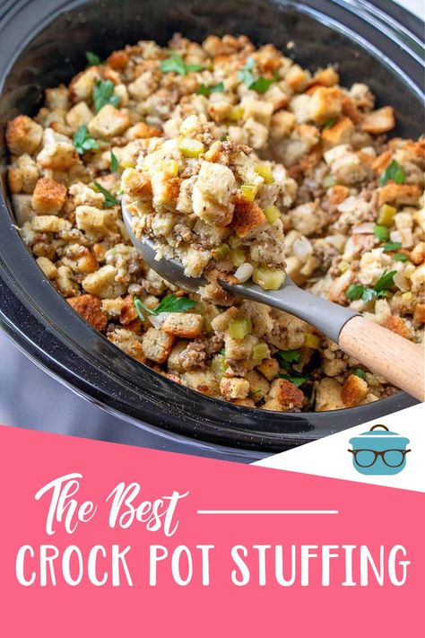 Vegetable Easy Recipes, Stuffing Video, Crock Pot Stuffing, Thanksgiving Slow Cooker Recipes, Thanksgiving Slow Cooker, Crockpot Dressing, Stuffing Recipes Crockpot, Crockpot Thanksgiving, Holiday Cooking Recipes