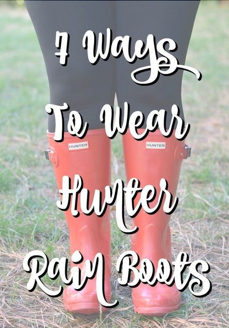 Beginning a series on 7 ways to wear hunter rain boots. Here in Seattle, rain boots can pretty much be worn 10 months out of the year! Hunter Boots Outfit Fall, How To Style Rain Boots, Rain Boots Outfit Spring, Hunter Boot Outfits, How To Wear Rain Boots, Hunter Rain Boots Outfit, Red Hunter Rain Boots, Pink Hunter Rain Boots, Rainboots Outfit