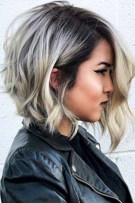 Asymmetrical Bob Short, Bob Ideas, Asymmetrical Bob Haircuts, Stacked Bob Hairstyles, Wavy Bob Hairstyles, Asymmetrical Bob, Choppy Bob Hairstyles, Bob Hairstyles For Fine Hair, Long Bob Hairstyles