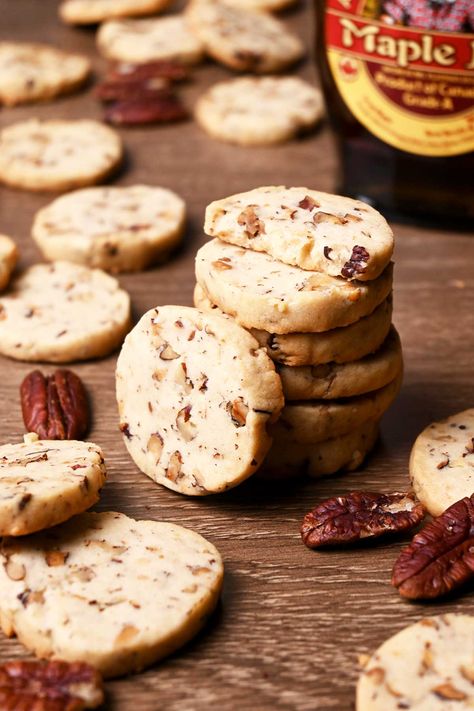 Dutch Shortbread Cookies, Maple Walnut Shortbread Cookies, Maple Pecan Shortbread Cookies, Pecan Cookies Christmas, Pecan Pie Shortbread Cookies, Cranberry Sauce Cookies, Maple Pecan Shortbread, Walnut Shortbread Cookies, Maple Cookies Recipe