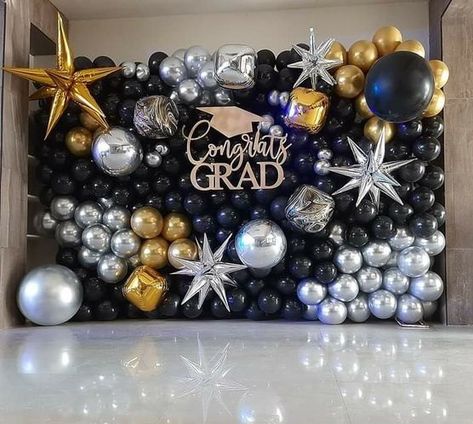 Ballon For Graduation, 2023 Graduation Backdrop, Graduation Party Backdrop Ideas Balloons, 2023 Graduation Balloons, Balloon Graduation Backdrop, Graduation Balloon Decorations 2023, Graduation Party Ideas Photo Booth, Graduation Cocktail Party, Graduation Party Ideas Balloons