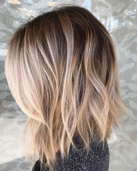 Medium Feathered Bronde Cut New Short Hairstyles, Low Maintenance Hair, Brown Blonde Hair, Long Blonde, Long Blonde Hair, Shoulder Length Hair, Hair Tips, Cool Haircuts, Blonde Balayage