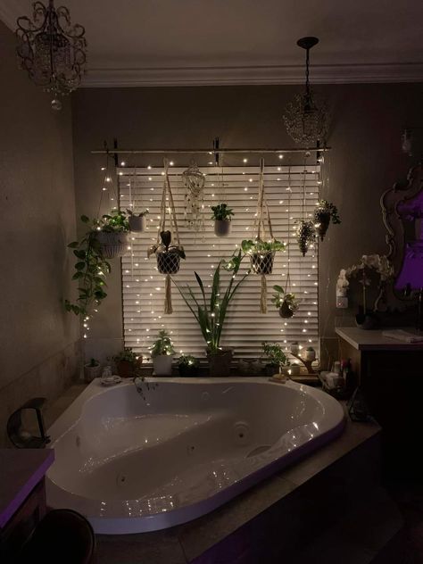 Jacuzzi Tub Bathroom Decor, Jacuzzi Tub Bathroom, Corner Jacuzzi Tub, Mom Vibes, Bohemian Bathroom, Zen Bathroom, Lights Ideas, Bathtub Decor, Bathroom Window