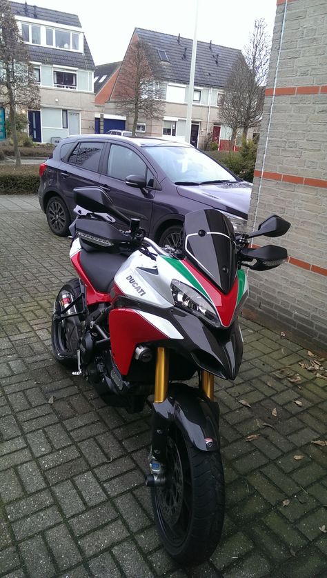 Ducati Multistrada 1200 S Tri Colore Ducati Multistrada 1200, Ducati Motorcycle, Moto Ducati, Crotch Rocket, Ducati Multistrada, Bmw Cafe Racer, Ducati Motorcycles, Ducati Scrambler, Motor Bikes