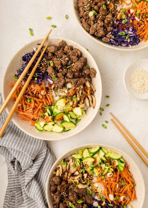 Korean Beef Bowls | Living Chirpy Whole30 Korean Beef Bowl, Sesame Soy Beef Bowls, Korean Bbq Beef Bowl, Teriyaki Beef Bowl, Korean Beef Bowl Recipe, Baked Buffalo Chicken Wings, Hot Sauce Chicken, Beef Bowl Recipe, Korean Bbq Beef