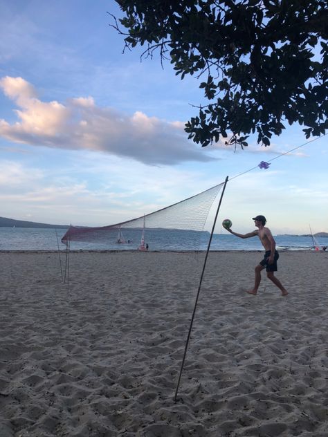 Volleyball Boyfriend Aesthetic, Mens Volleyball Aesthetic, Volleyball Couple, Volleyball Boyfriend, Italian Boyfriend, W Boyfriend, Boys Volleyball, Book Vibes, Summer Story