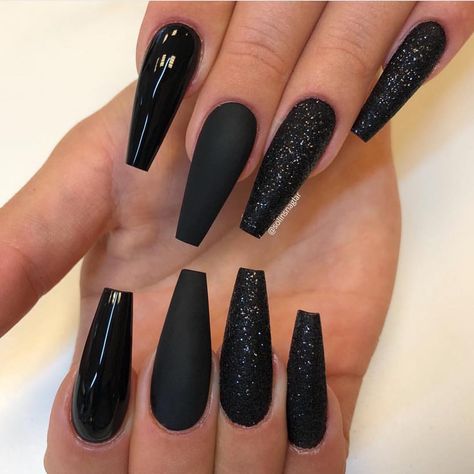 Dark Colored Nail Designs, Black Sugar Nails, New Years Nails Coffin, Long Black Nails, Nails Women, Long Nail Art, Black Coffin Nails, Nails With Glitter, Matte Black Nails